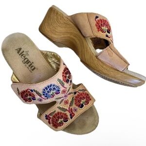 Alegria Linn Women’s EU37 US6.5 Embroidered Leather Slip On Wedge Sandals Cognac